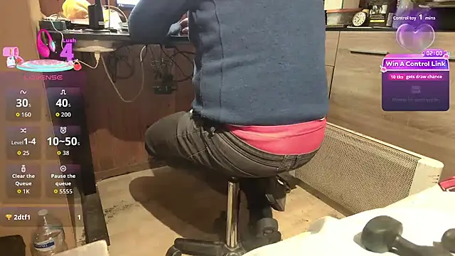 misteryman1956 online show from 04-06-26, 04:52