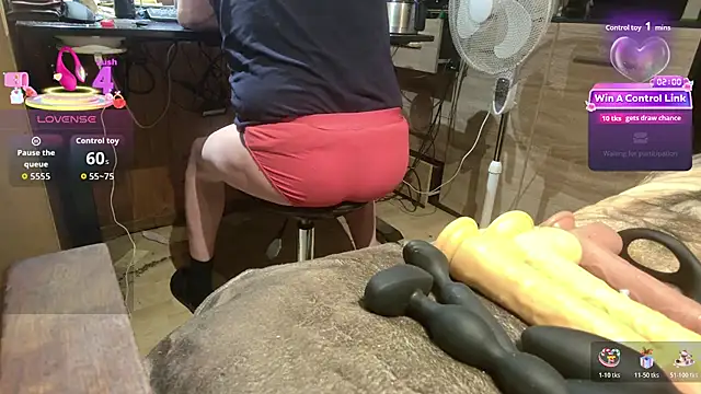 misteryman1956 online show from 07-14-26, 05:01
