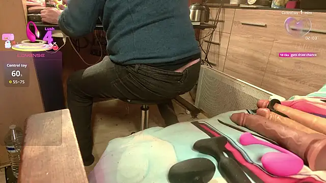 misteryman1956 online show from 11-19-25, 07:08