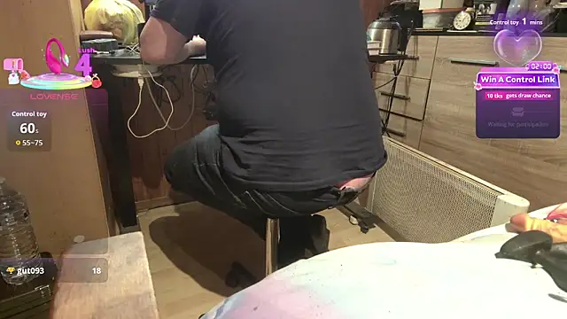 misteryman1956 online show from 04-18-26, 07:07
