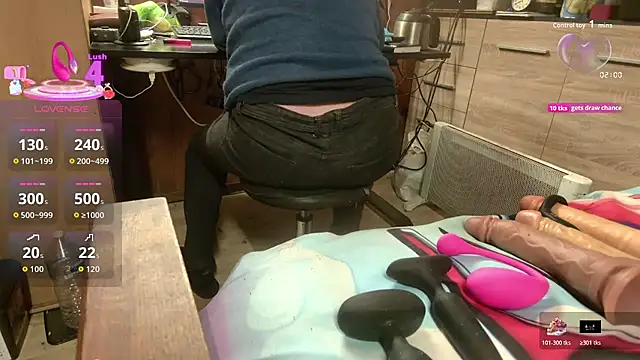 misteryman1956 online show from 11-18-25, 07:00