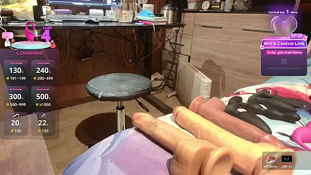 misteryman1956 online show from 05-06-26, 06:06