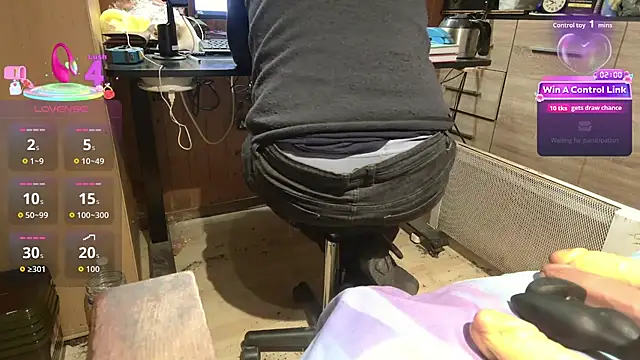 misteryman1956 online show from 03-10-26, 06:50