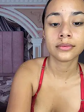 Snapshot of sheyla_sweet18 chatting on 03-18-25, 10:28 sheyla sweet18 online show from 03-18-25, 10:28