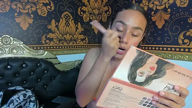 Snapshot of sheyla_sweet18 chatting on 02-10-25, 11:45 sheyla sweet18 online show from 02-10-25, 11:45