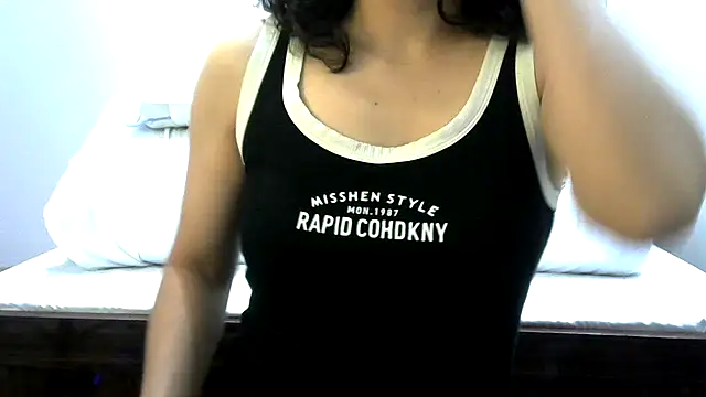 Snapshot of phuljhadi chatting on 10-28-25, 08:24 phuljhadi online show from 10-28-25, 08:24