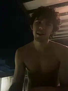 Luca ferrer  online show from 03-19-25, 07:40