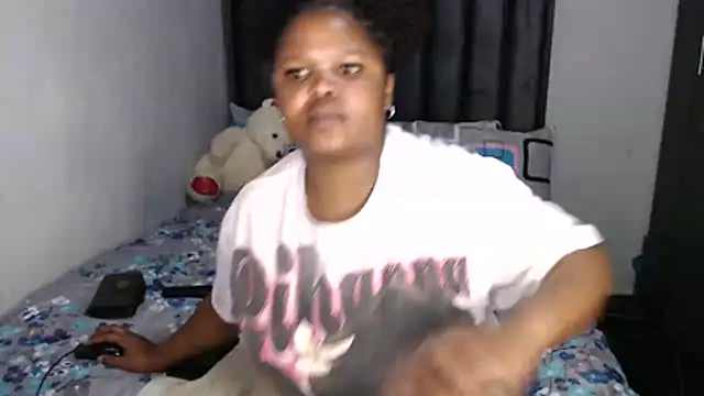 Snapshot of BootyliciousbustyX33 chatting on 06-30-26, 04:29 BootyliciousbustyX33 online show from 06-30-26, 04:29