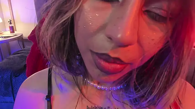 delilah fix online show from 04-16-26, 09:39