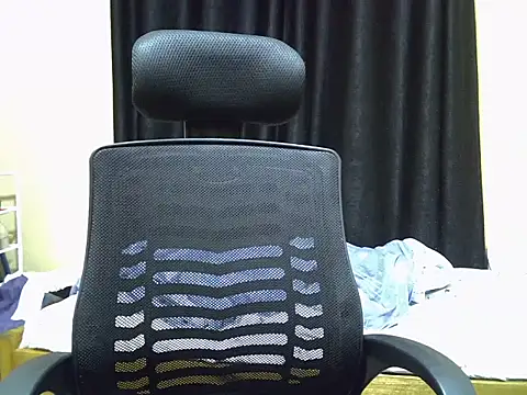 Horny-slut  online show from 11-07-25, 09:58