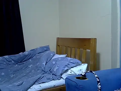 Horny-slut  online show from 12-02-25, 09:49