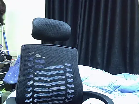 Horny-slut  online show from 11-01-25, 08:08