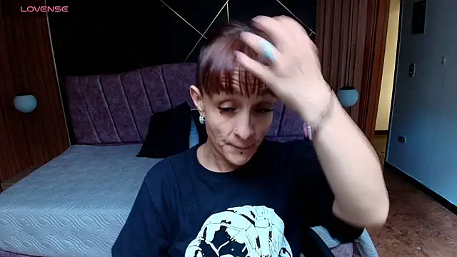 NatashaMason  online show from 06-06-26, 07:19