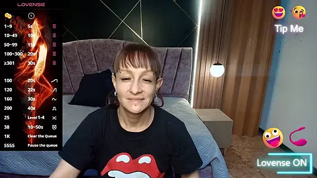 NatashaMason  online show from 06-10-26, 07:37