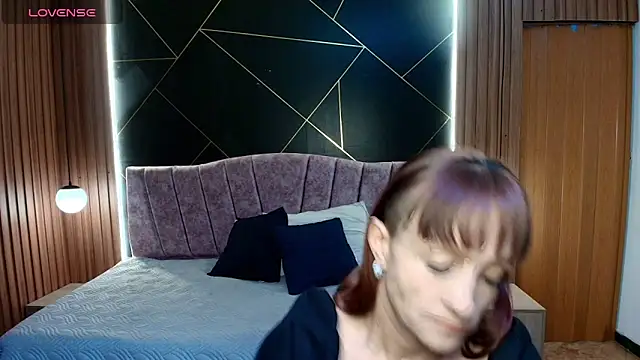 NatashaMason  online show from 06-09-26, 06:42