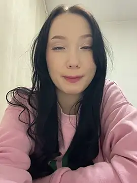 LeilaLow online show from 02-26-25, 02:16