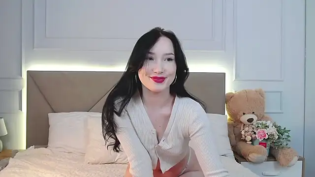 LeilaLow online show from 03-07-25, 12:45