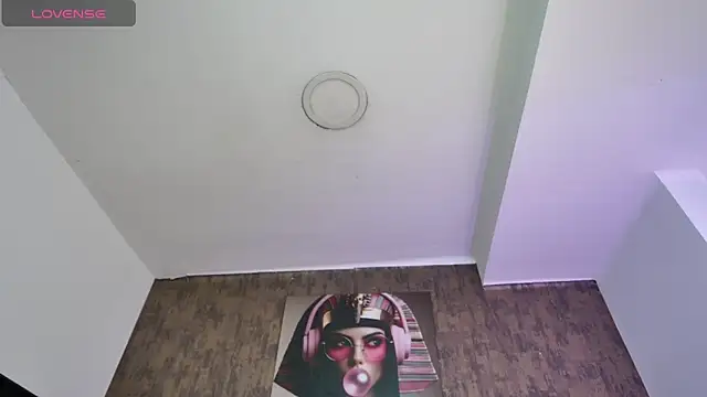 nicole  parker1 online show from 10-22-25, 07:13