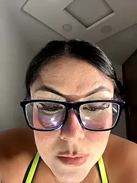 linatarens online show from 11-04-25, 03:43