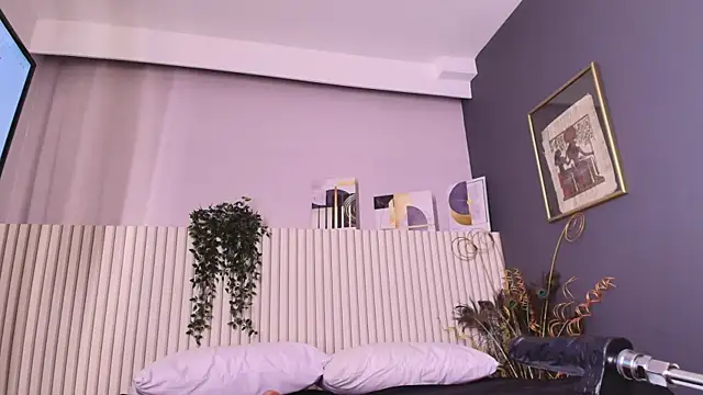 karina gomez 18 online show from 06-06-26, 11:48