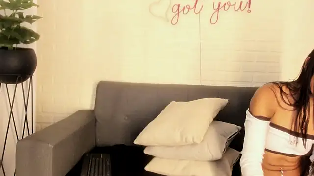 karina gomez 18 online show from 12-22-25, 11:32