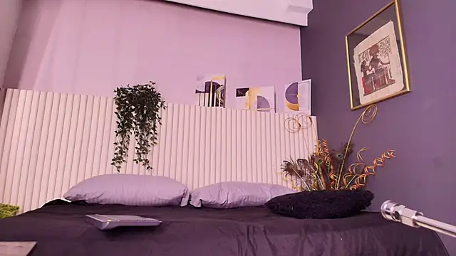 karina gomez 18 online show from 06-14-26, 10:38