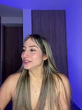 Issabela G1 online show from 02-27-25, 07:41