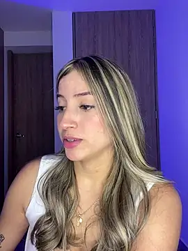 Issabela G1 online show from 03-05-25, 04:24