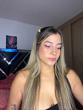 Issabela G1 online show from 09-15-25, 08:53