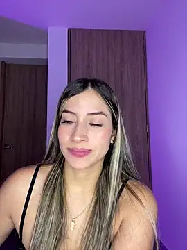 Issabela G1 online show from 02-23-25, 12:30