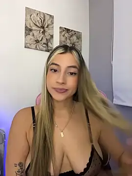 Issabela G1 online show from 05-08-26, 11:19