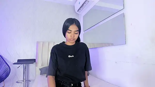 julieta aguilar1 online show from 01-07-26, 06:57