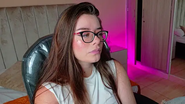 Charlotte Olsen  online show from 06-06-26, 07:52