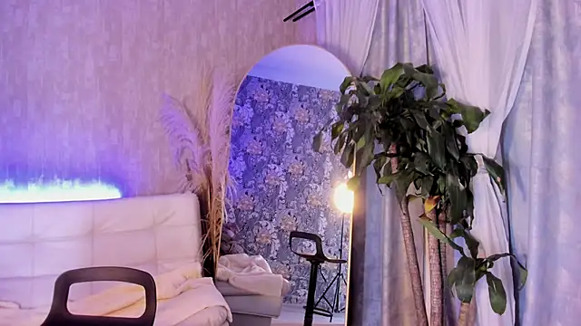 Snapshot of pixy_20 chatting on 11-06-25, 02:59 pixy 20 online show from 11-06-25, 02:59