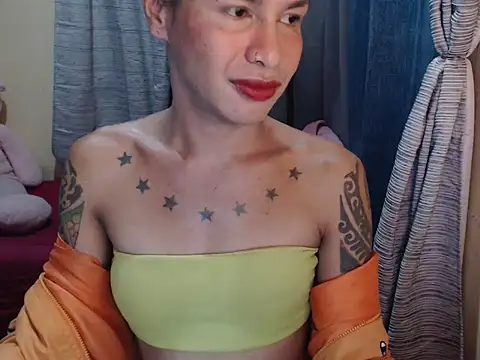 Snapshot of Indaypakay_ts chatting on 02-07-26, 08:50 Indaypakay ts online show from 02-07-26, 08:50