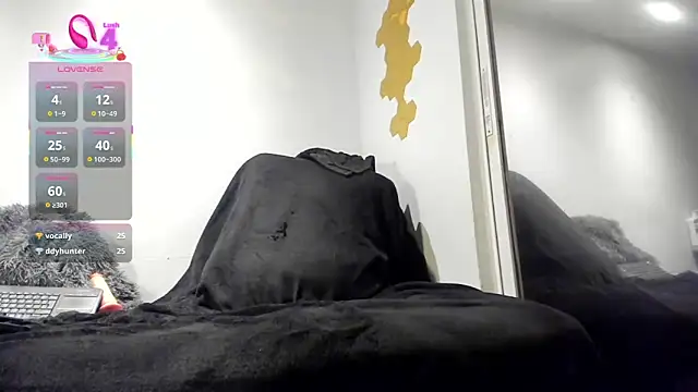 Snapshot of rayfit_90 chatting on 05-06-26, 10:25 rayfit 90 online show from 05-06-26, 10:25