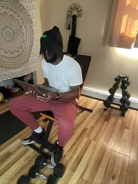 Luluof online show from 03-18-25, 05:33