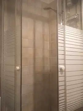 FrettedLodine online show from 11-23-25, 12:42