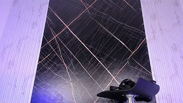 Snapshot of amber__blair chatting on 03-04-25, 04:17 amber blair online show from 03-04-25, 04:17