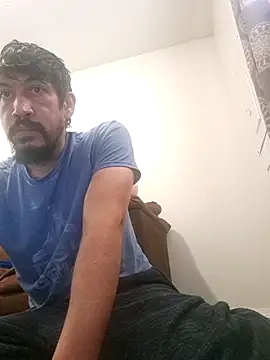 Snapshot of Curved4Pleasure chatting on 12-18-24, 08:47 Curved4Pleasure online show from 12-18-24, 08:47