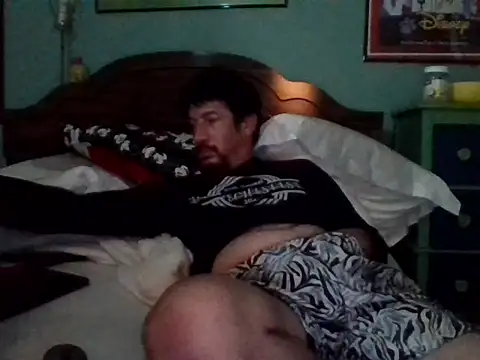 Snapshot of Curved4Pleasure chatting on 09-24-25, 12:11 Curved4Pleasure online show from 09-24-25, 12:11