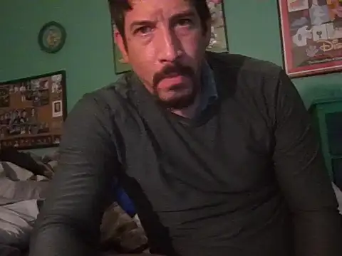 Snapshot of Curved4Pleasure chatting on 01-14-26, 02:09 Curved4Pleasure online show from 01-14-26, 02:09