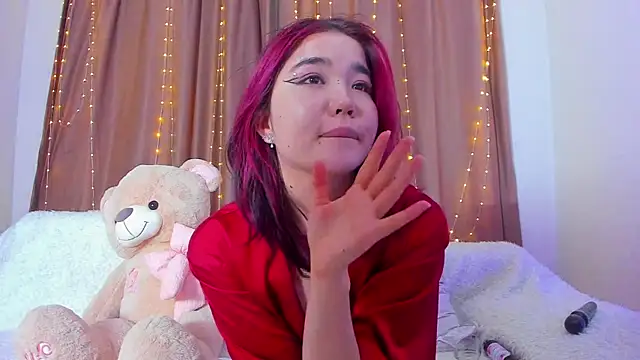 Snapshot of Dollyaa chatting on 02-24-25, 01:46 Dollyaa online show from 02-24-25, 01:46