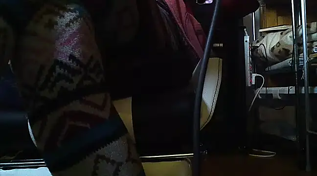 qoooqing67 online show from 12-05-24, 05:32