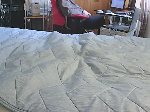 qoooqing67 online show from 03-17-26, 06:05