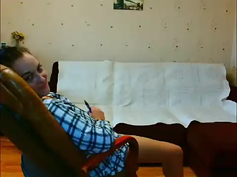 Alice3694 online show from 11-17-25, 09:02