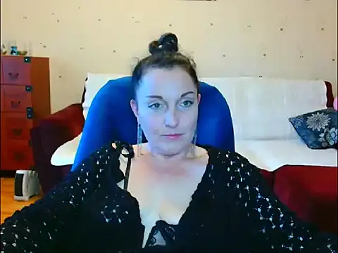 Alice3694 online show from 05-16-26, 05:50