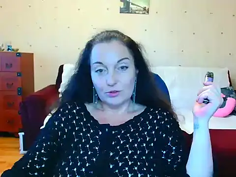 Alice3694 online show from 05-26-26, 07:17