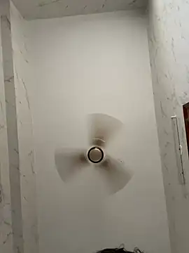 Snapshot of Your_daddy_544 chatting on 09-14-25, 12:05 Your daddy 544 online show from 09-14-25, 12:05