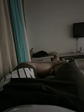 Snapshot of Your_daddy_544 chatting on 10-10-25, 04:08 Your daddy 544 online show from 10-10-25, 04:08